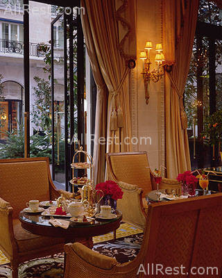 Hotel Four Seasons George V 54